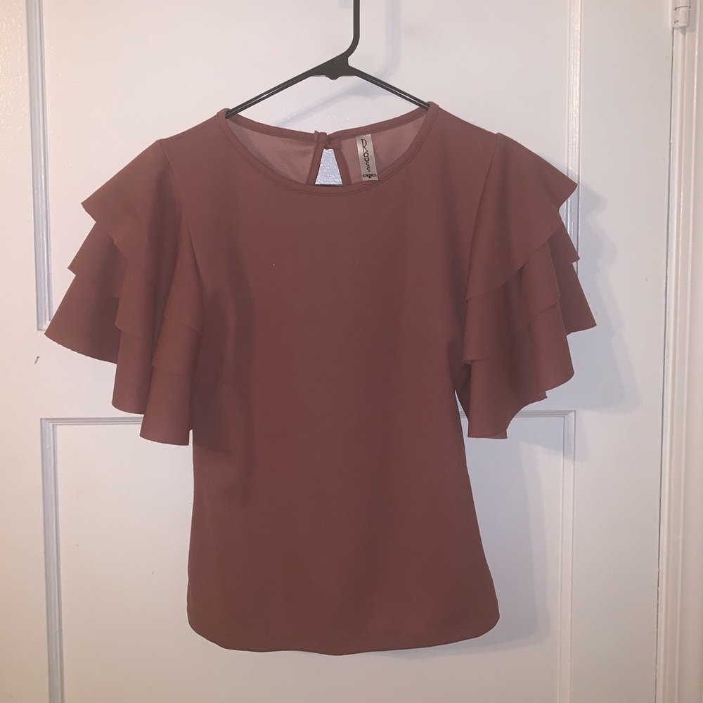 Mauve Top with tiered sleeves